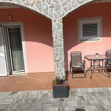 Apartments Marija Malinska Exterior photo